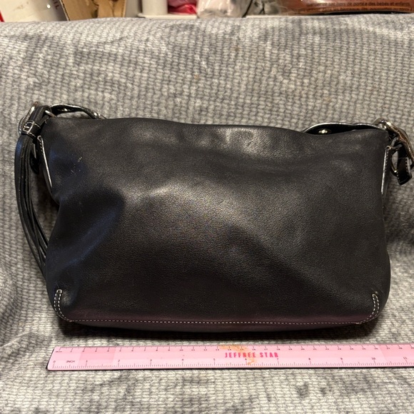 Coach vintage Black Leather bag1417 east west  with Silver Accents - Picture 3 of 6